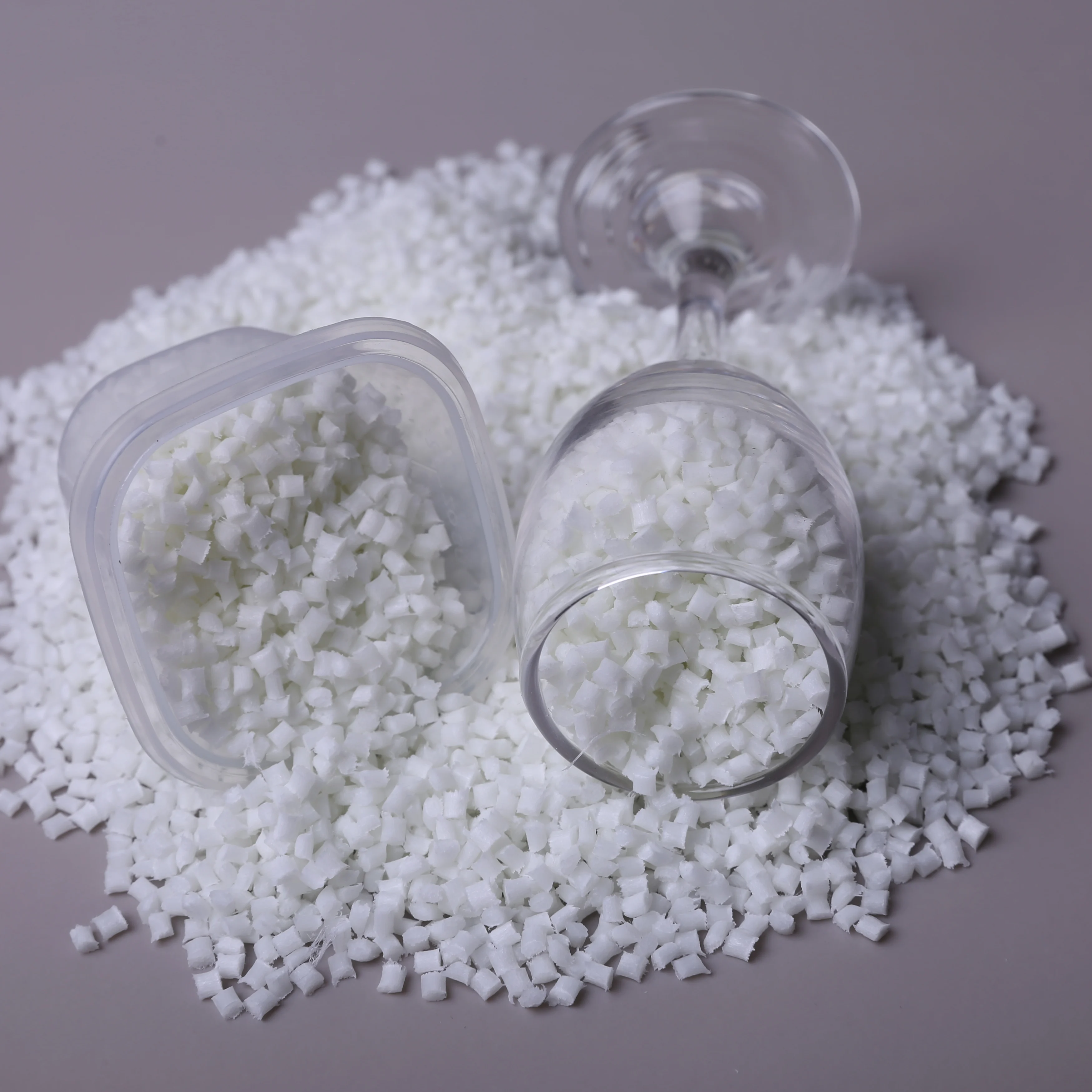 LG CHEM LUMID GP2300A(W) заполненное стекловолокном 30% PA6 Смола nylon6 гранулы GF30 polymide6 пластиковое сырье для двигателя