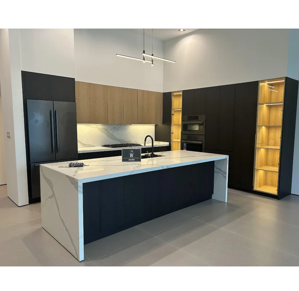 CBMmart Modern Kitchen New Design LED Light Onsite Picture Full Kitchen Cabinet Designs House Furniture Kitchen Cupboard