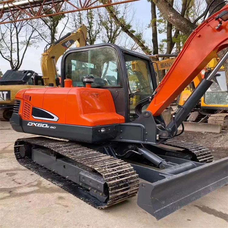 Очень Новый 2022 год корейский бренд DOOSAN DX225 использованный экскаватор в Шанхае лидер продаж Doosan DX220 DH225