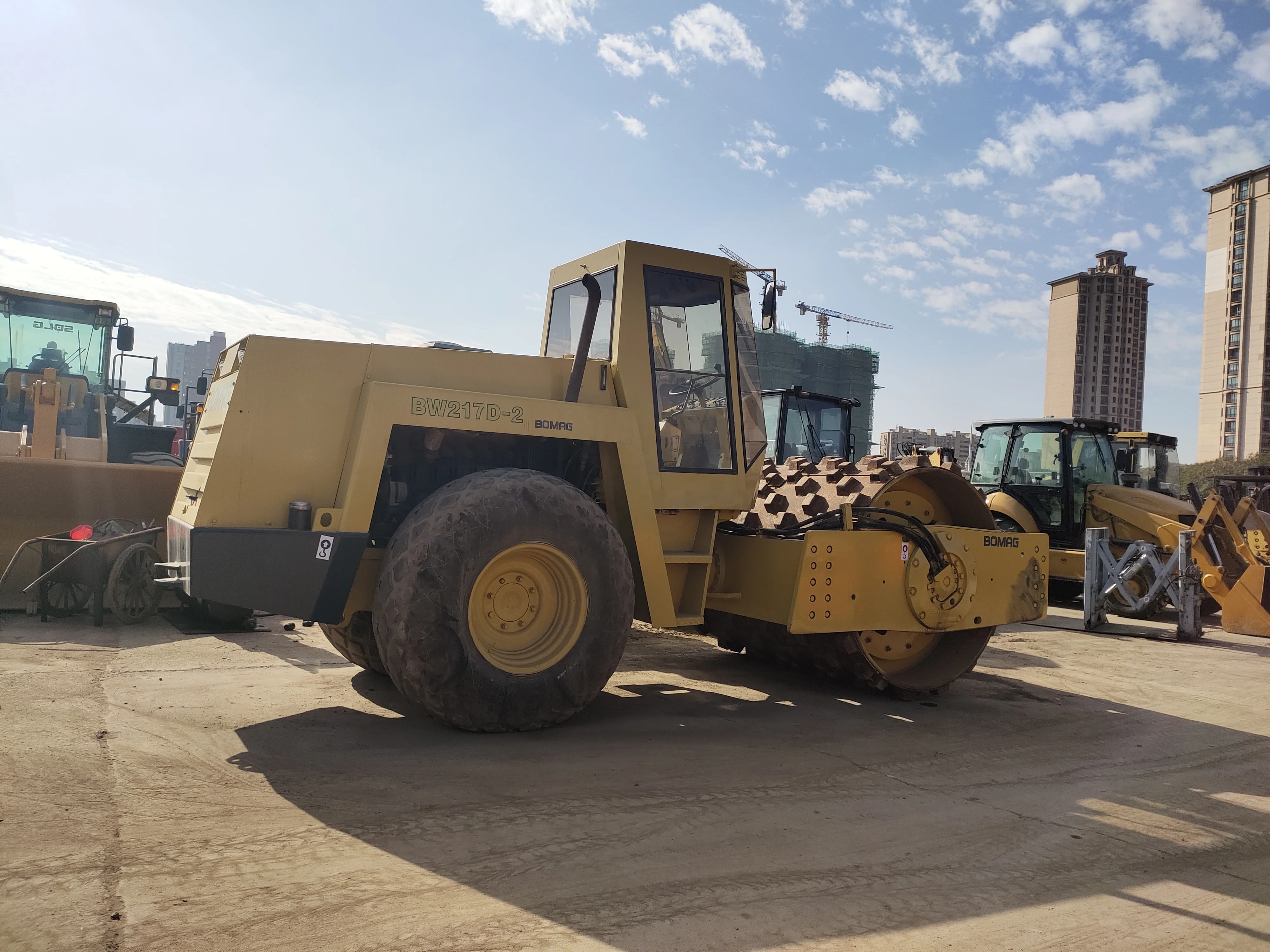Б/у Дорожный Каток bomag для строительной