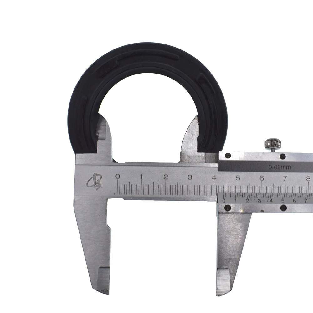 Auto  Oil Seal For Mitsubishi L200 Triton K74T K76T K77T MR145792