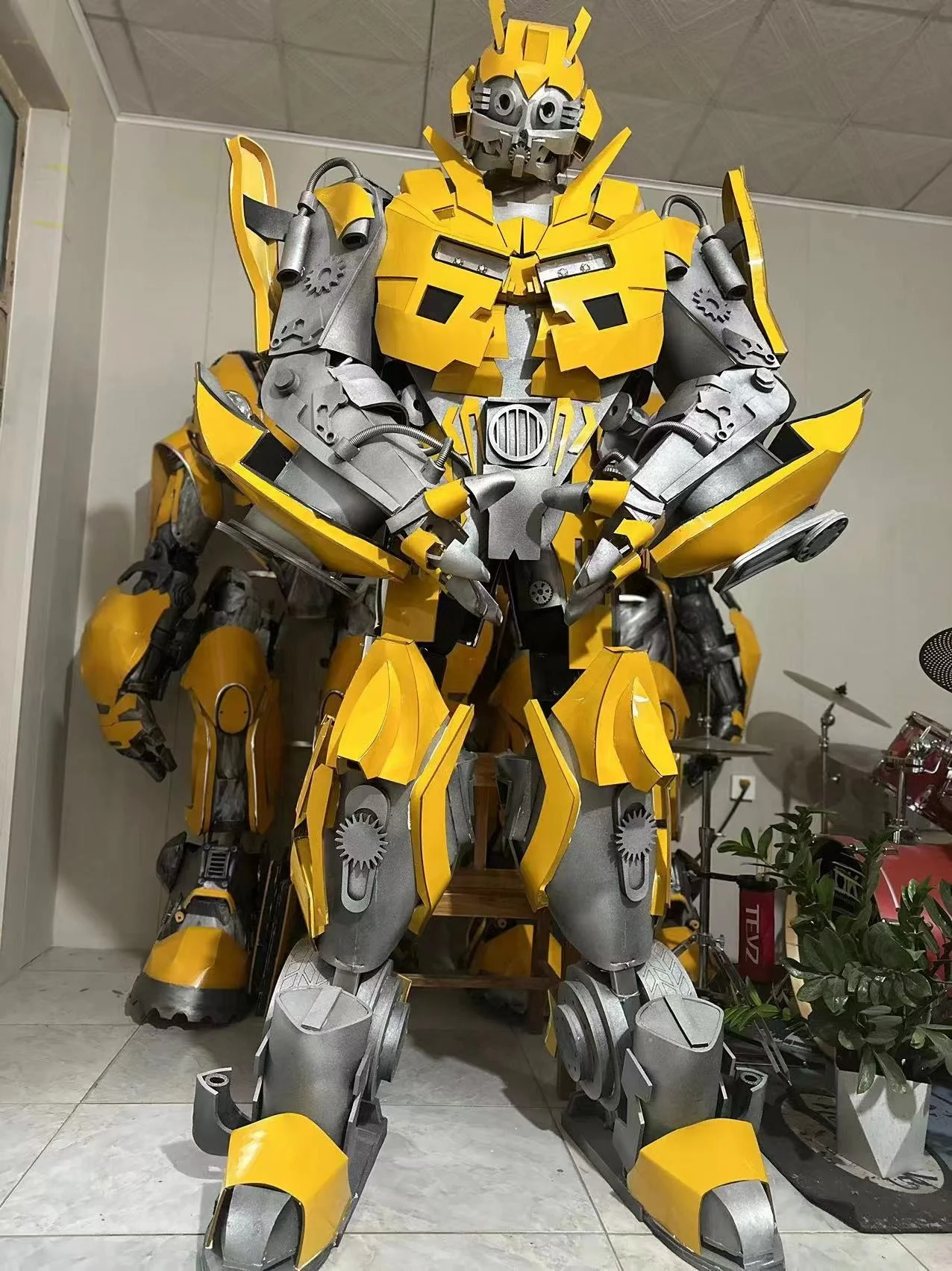 Factory direct sales 2.7m transformer costume bumblebee adult wearable LED Transformers robot costume