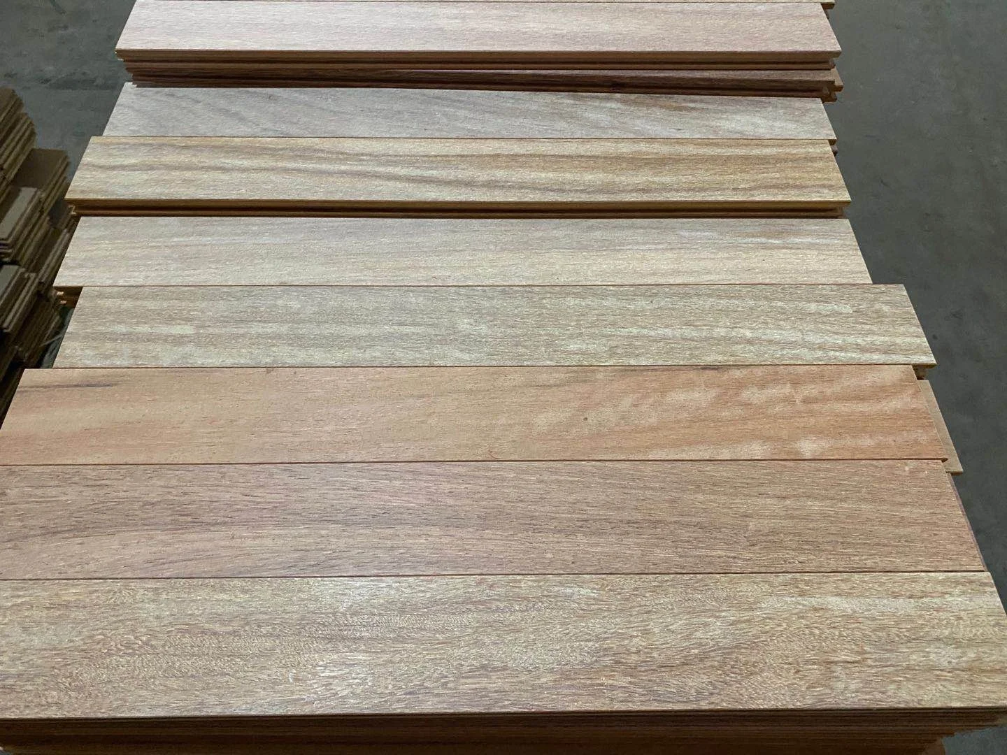 Foshan factory new yorking UV lacquer finished Nardo grey color Brazilian teak cumaru solid wood floor