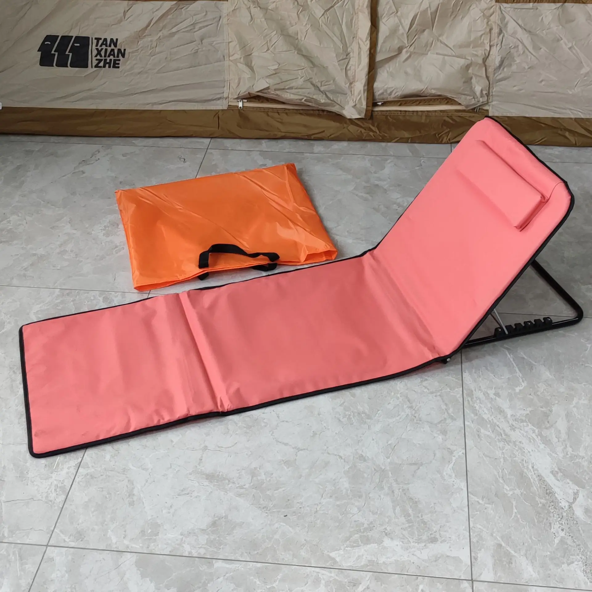 Comfortable Portable Beach Lounger chair Tanning Mat for Sunbathing Lightweight Foldable Beach Chair for Adults