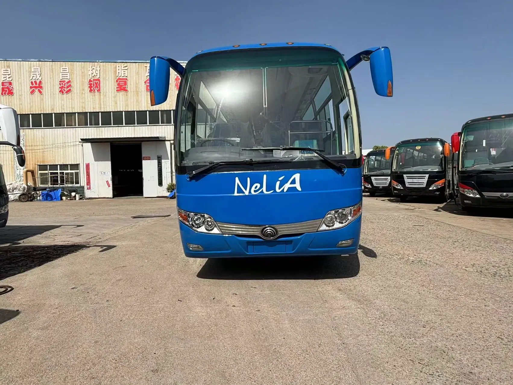 Well Reconditioned 57/47 Seats Diesel Coach Bus Right Hand Drive With Air Conditioner For Sale