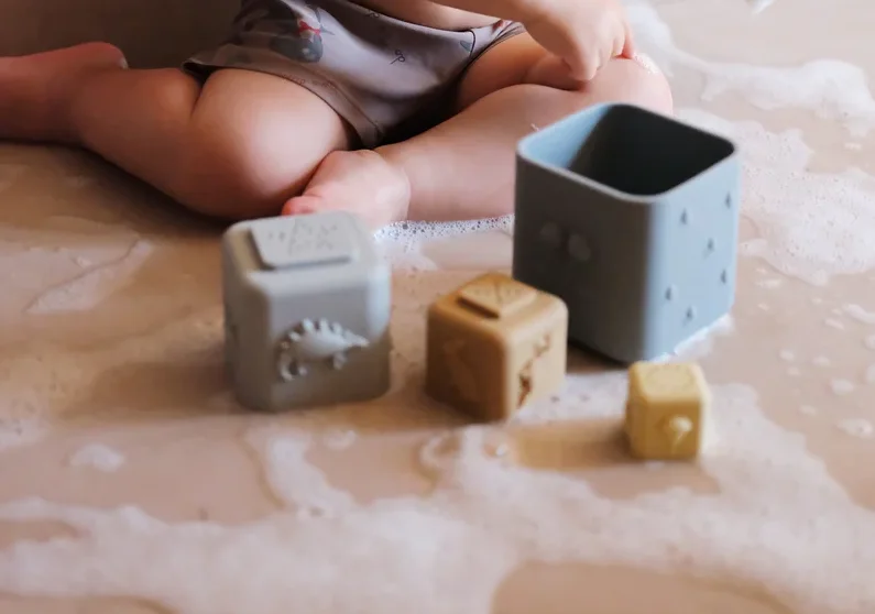 4PC Silicone Stacking Tower & Nesting Cups, Soft Building Stacker Water Bath Toy For Baby Early Learning