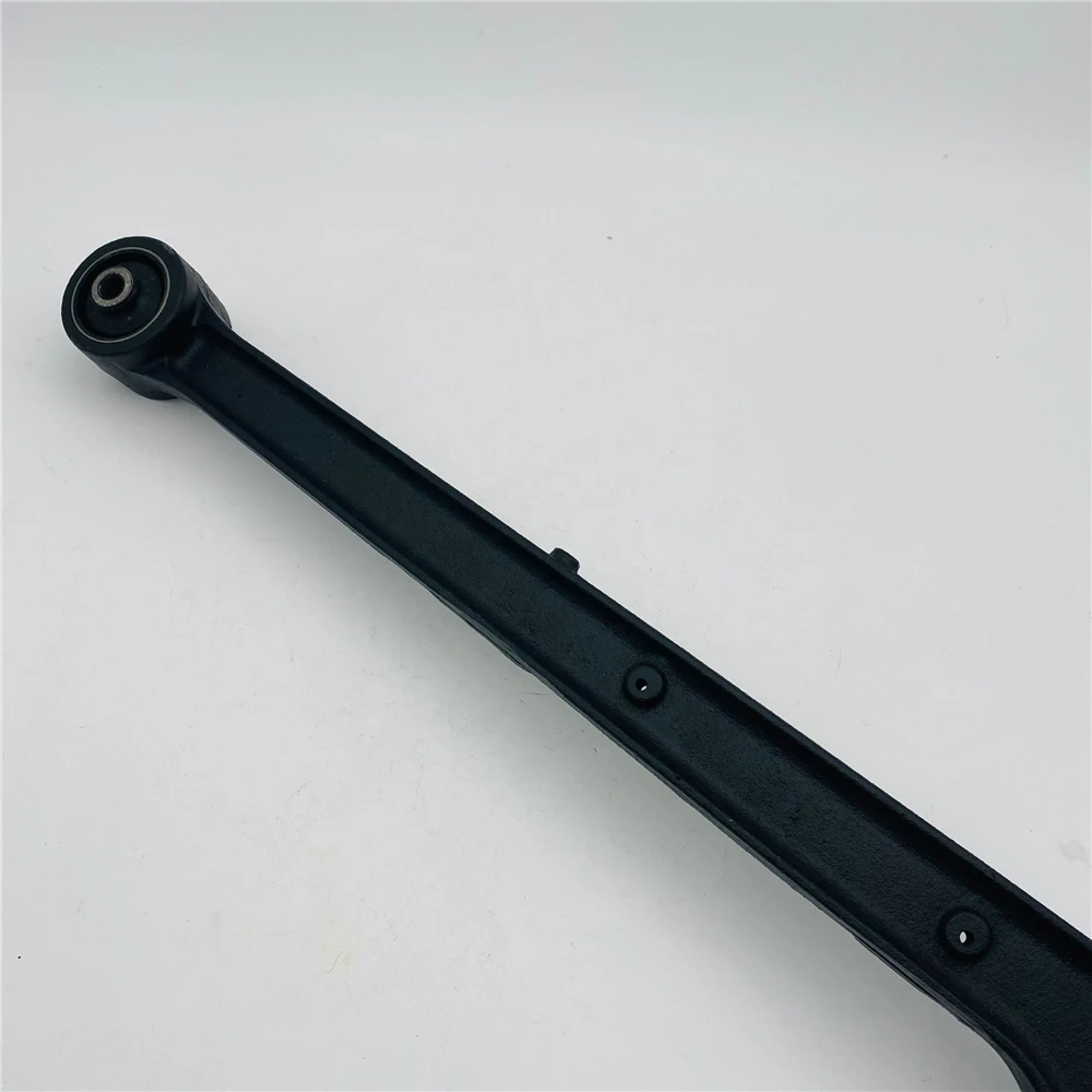 Front control arm 45200-81A10 45200-81A00 45200-81A12 for Suzuki Jimny 1998-