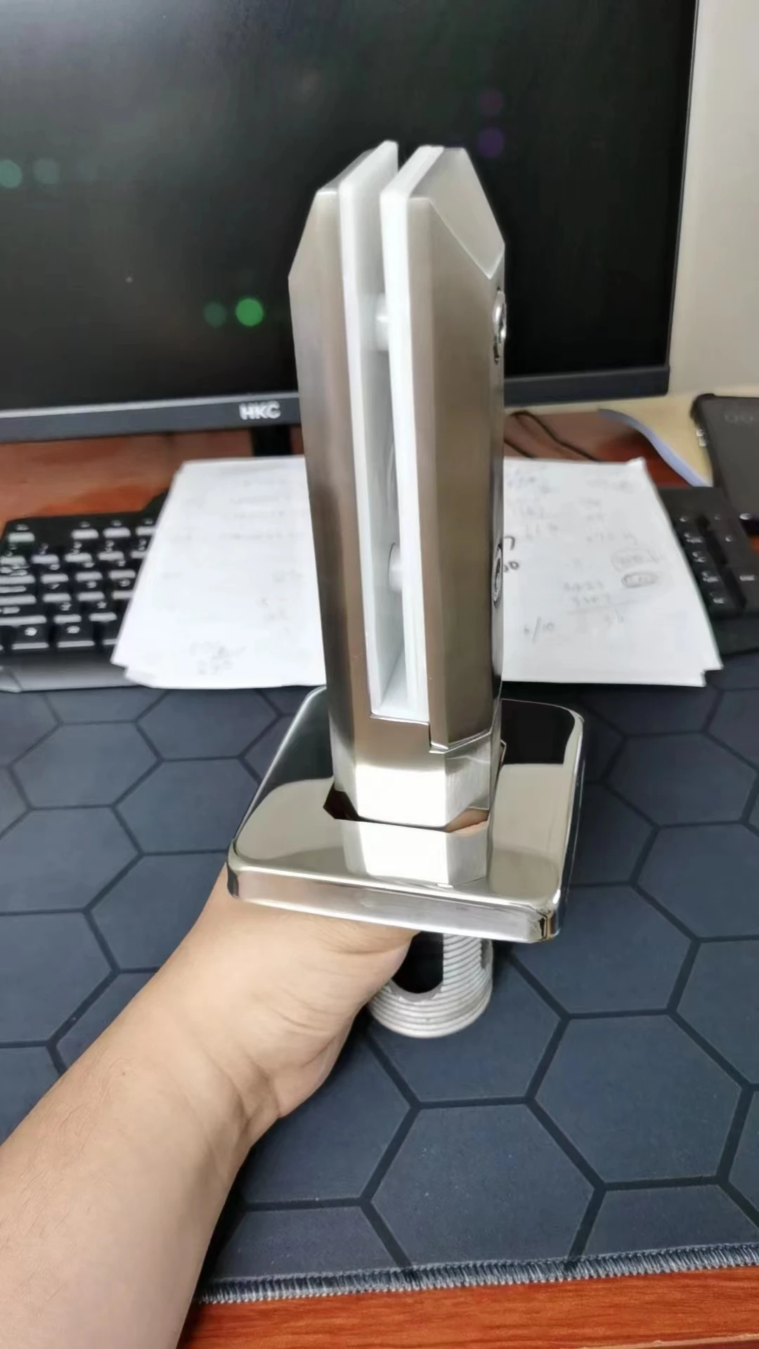 High Quality Glass Support Fence Clamp Spigot Glass Railing Stainless Steel Glass Spigot For Balustrade Railing