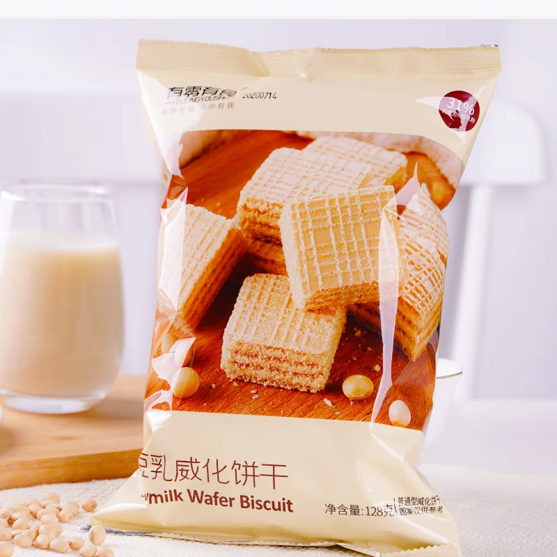 68g Wholesale sweet snack soya-milk wafer biscuit