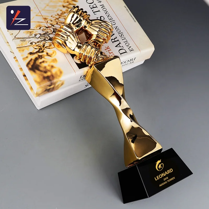 New creative trophy resin crystal trophy custom sports competition prize trophy
