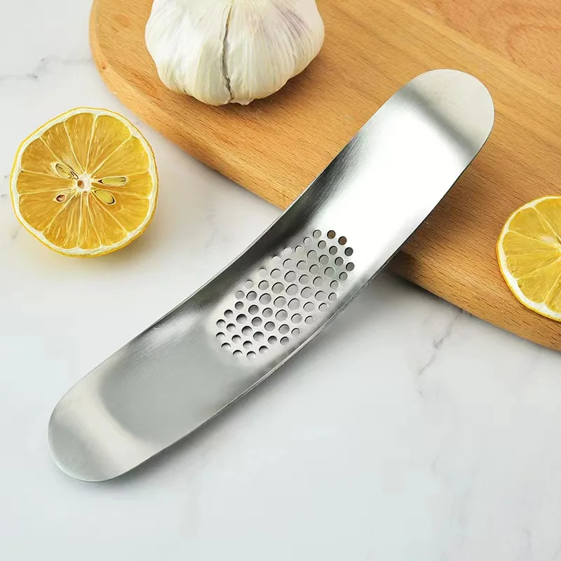Wholesale Price Manual Kitchen Tools Home Hand Press Garlic Crusher Grinder Peeler