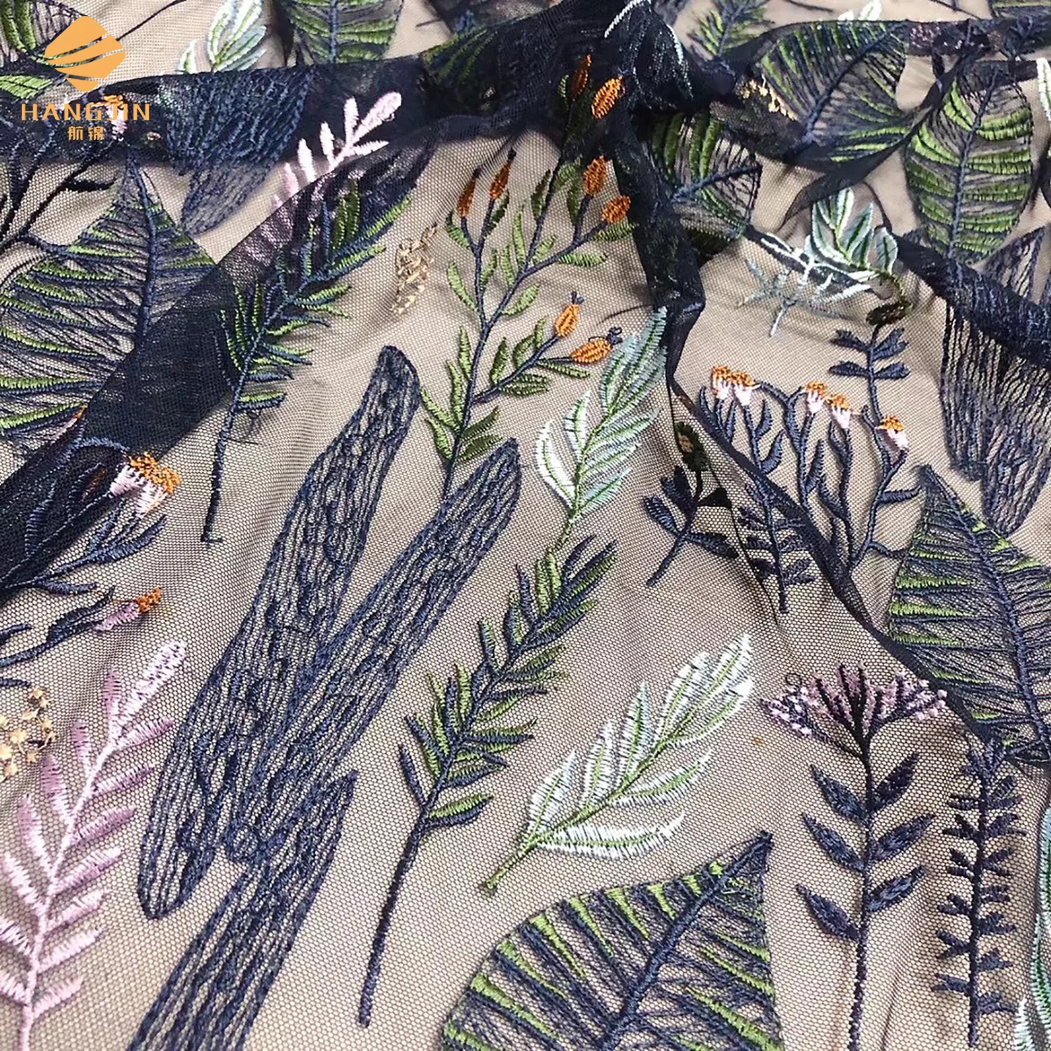 Wholesale Price Fashion 3D Mesh Embroidery Floral Lace Fabric Polyester Embroidered Tulle Fabric For Women Dresses