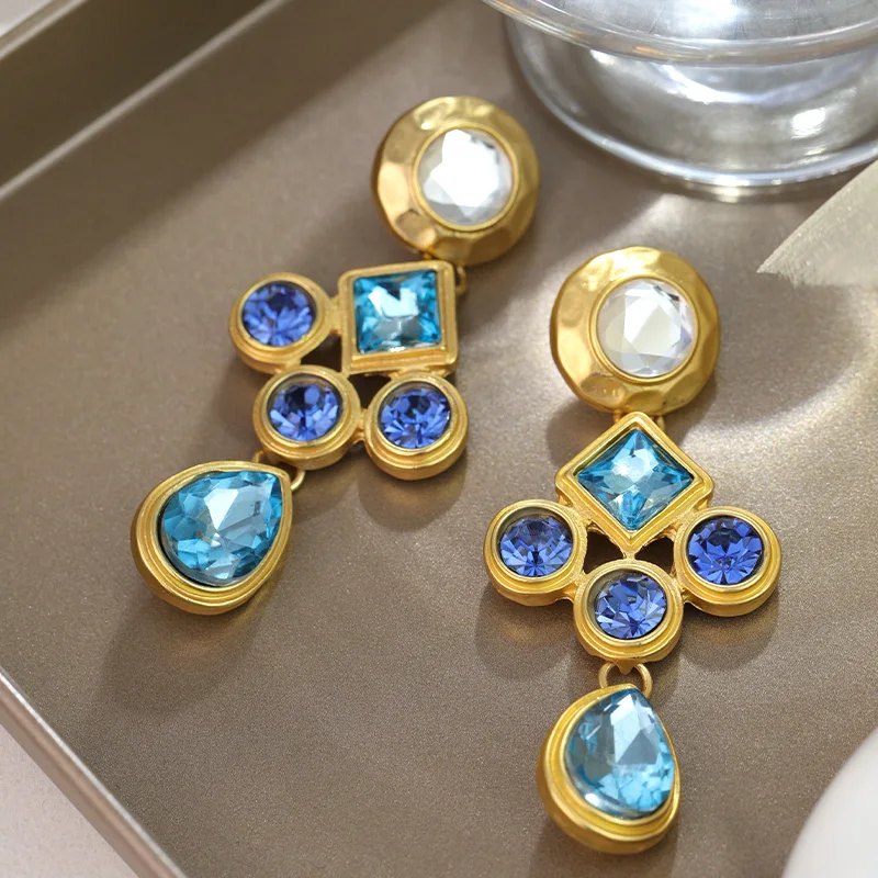 French Retro Palace Style Personality Exaggerated Style Diamond Inlaid Square Water Drop Silver Needle Earrings Gorgeous Shine