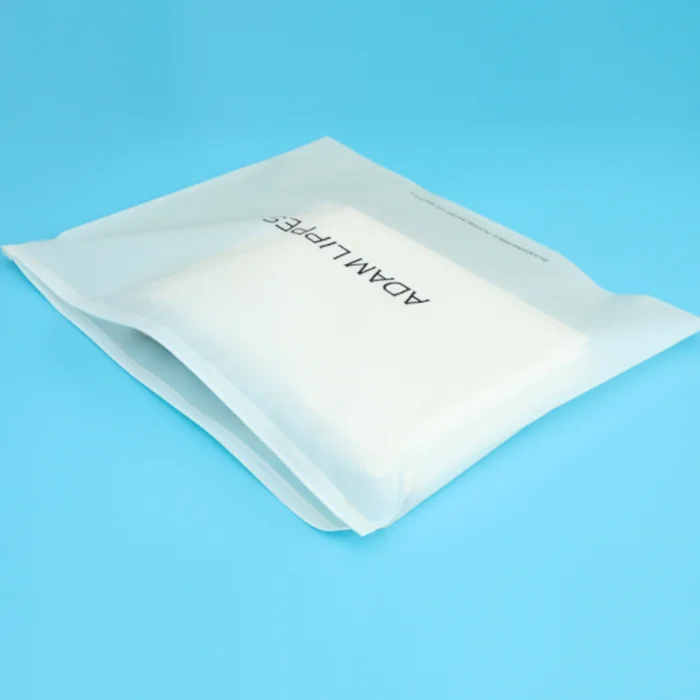 Pvc Frosted pp zipper custom bags zip lock bags shipping bags for clothing
