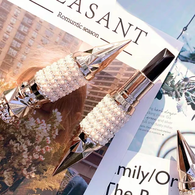 
New Diamond Luxury Lipstick Packaging Moisturizing Queen Scepter Tricolor Lipstick With Private Logo 