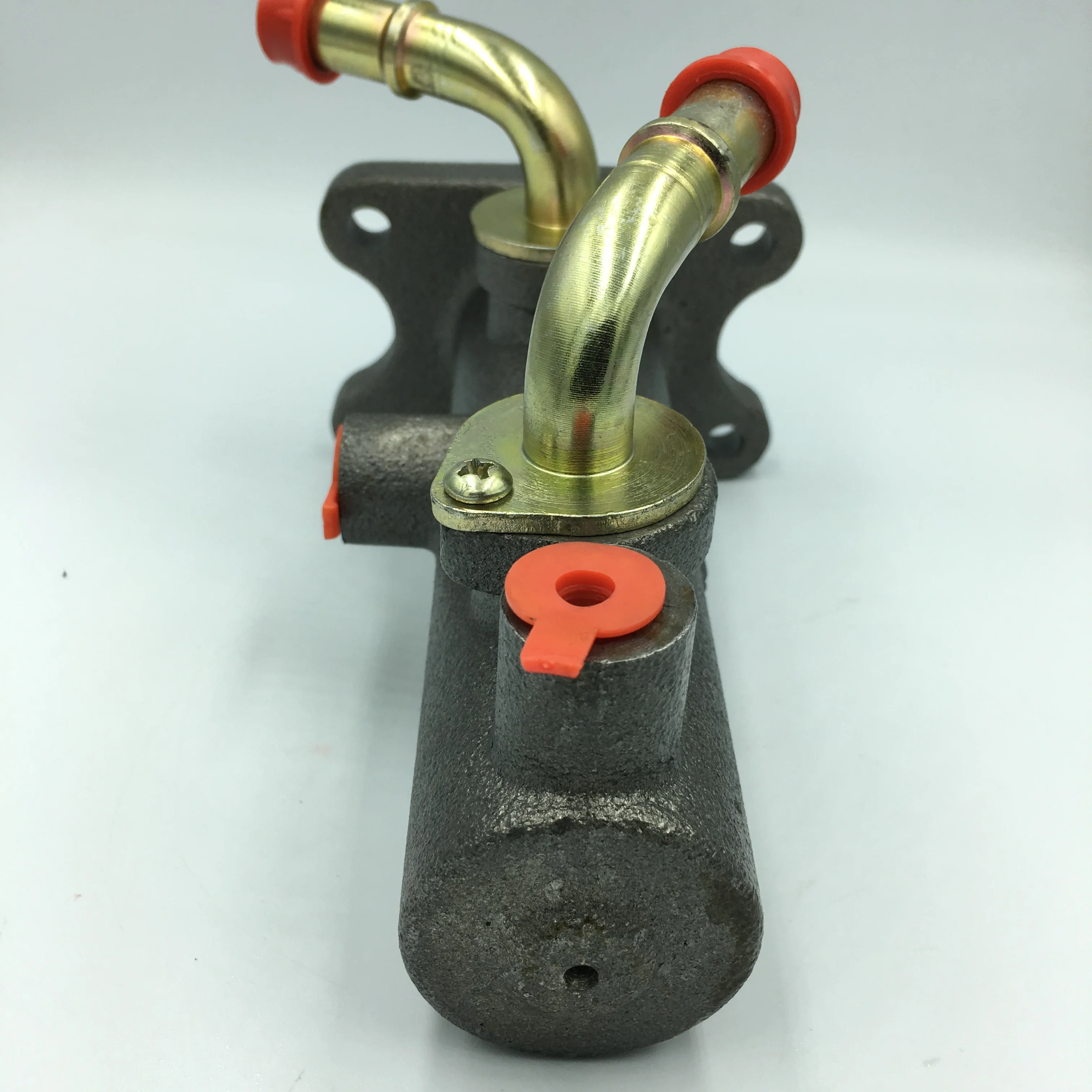 Manufacturer sells premium brake master pump or brake master cylinder and brake Master Overlord
