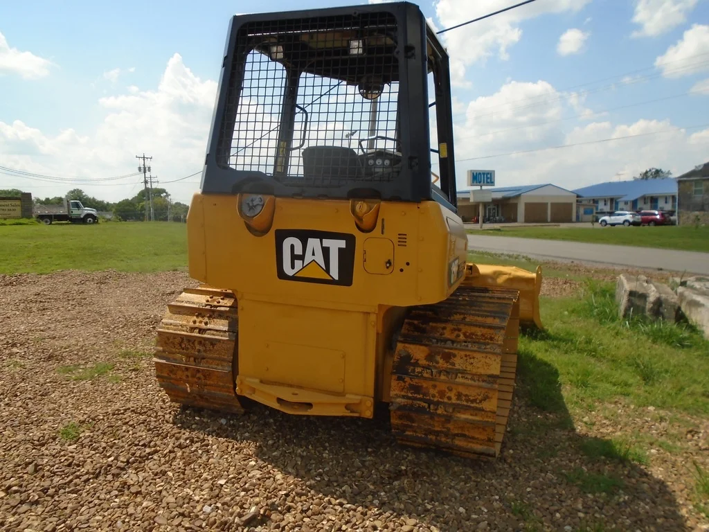 Cheap Price CAT D3K XL LGP Used Mini Small Dozer Bulldozer 8 Ton 74 HP Caterpillar Used Mini Crawler Dozers Bulldozers For Sale