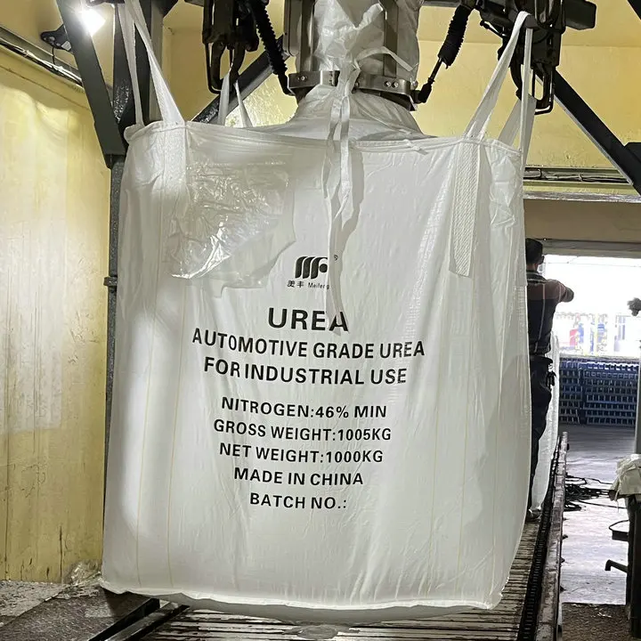 Supplier bag package nitrogen feature white color pure fertilizer UREA from China with No 57-13-6 CAS