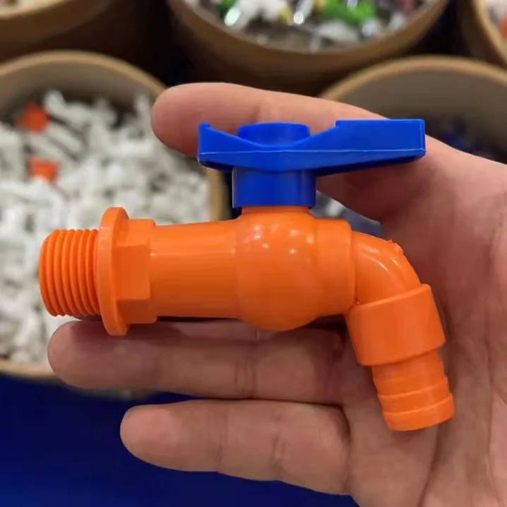 LJ-102 Hot selling plastic tube pipe fitting water pipe and fitting faucet ppr plumbing taps