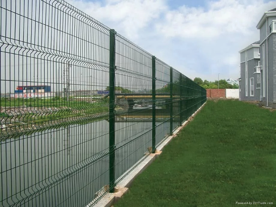 High quality galvanized steel metal fence Customize pvc coated rigid 3d bending curved welded mesh fence