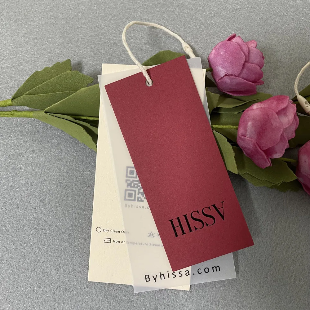 China wholesale custom clothing hang tag with strings
