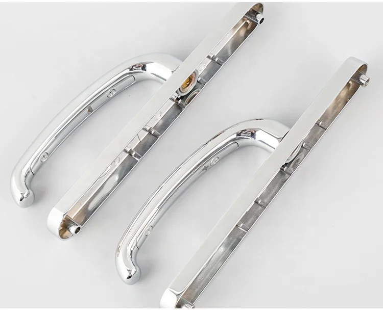 Lianggong Customize Zinc Alloy Lever chrome Door Handle Timber Or Composite Door Handles