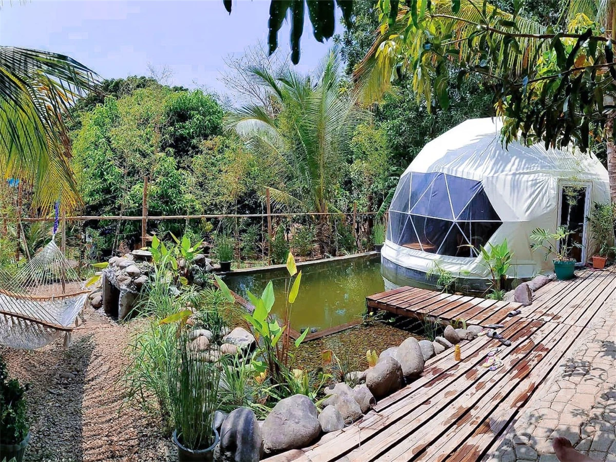 Luxury geodesic dome tent house for camping glamping