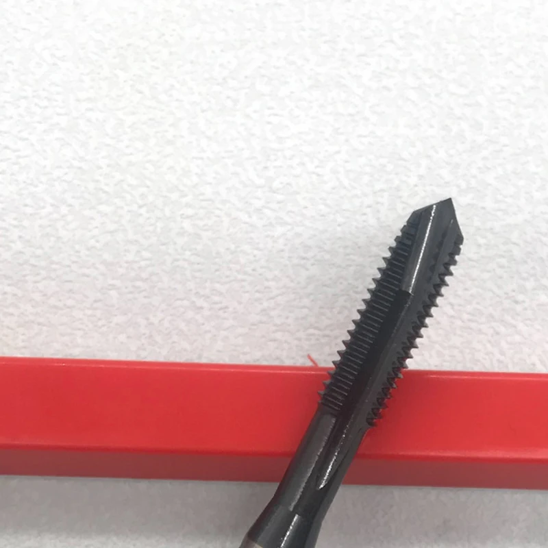 High Speed HSS  Cutting Tool Spiral Pointed  Machine Taps for threading