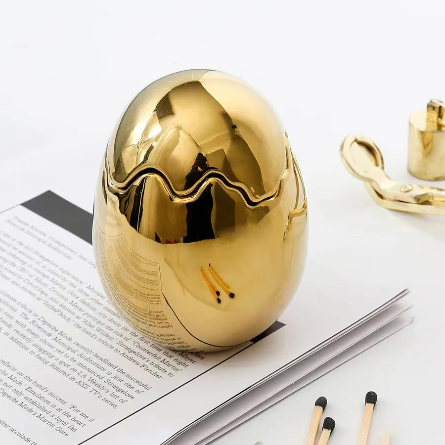 Wholesale Modern 5oz Gold and Silver Egg Shape Ceramic Candle Empty Jar with Lid Candle Vessel with Lid