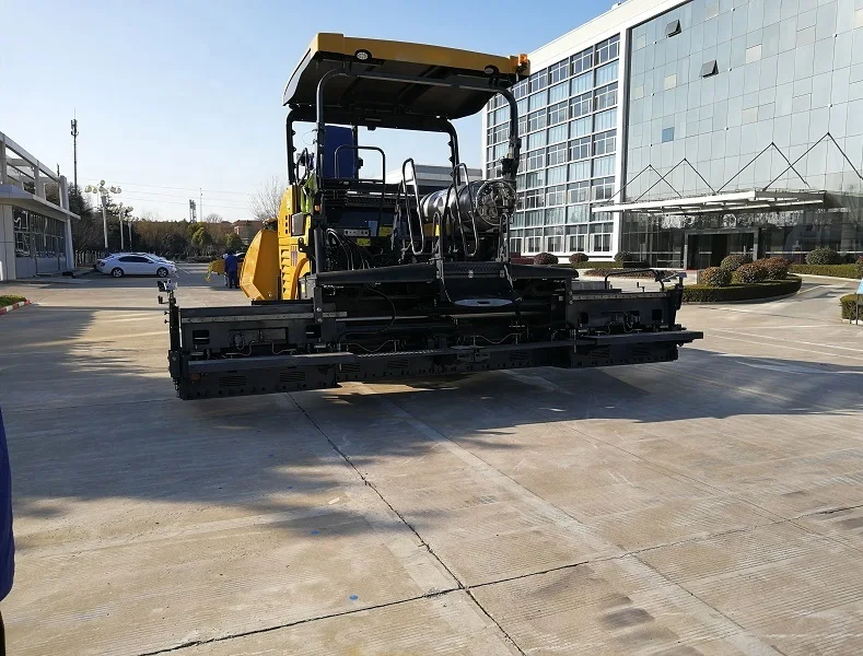 China New Road Paver RP453L 4.5m Crawler Asphalt Concrete Paver in Philippines