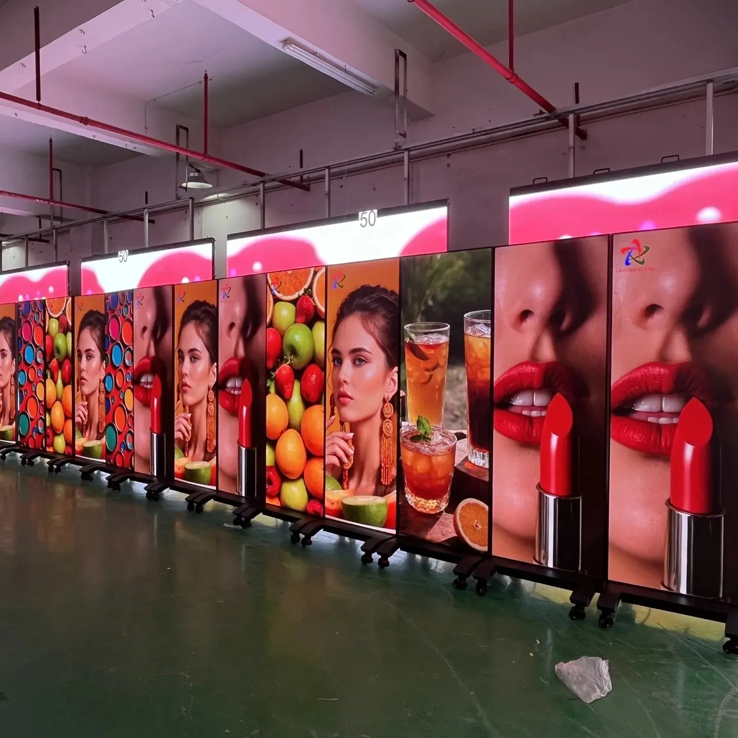 43 Inch 4K LED Digital Poster with Built in Media Player for Financial Institution Branch Digital Signage