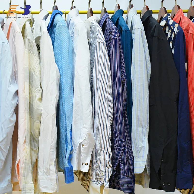  Фирменная одежда б/у зимняя тюки Смешанная