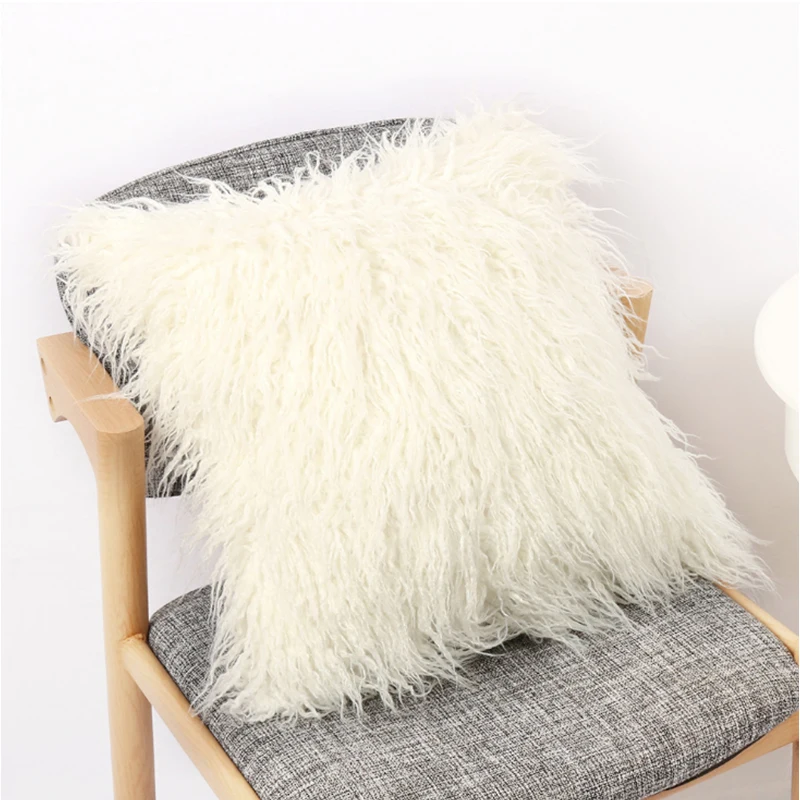 
2020New solid decorative luxury warm shaggy fluffy mongolian fuzzy faux fur throw pillow for sofa 