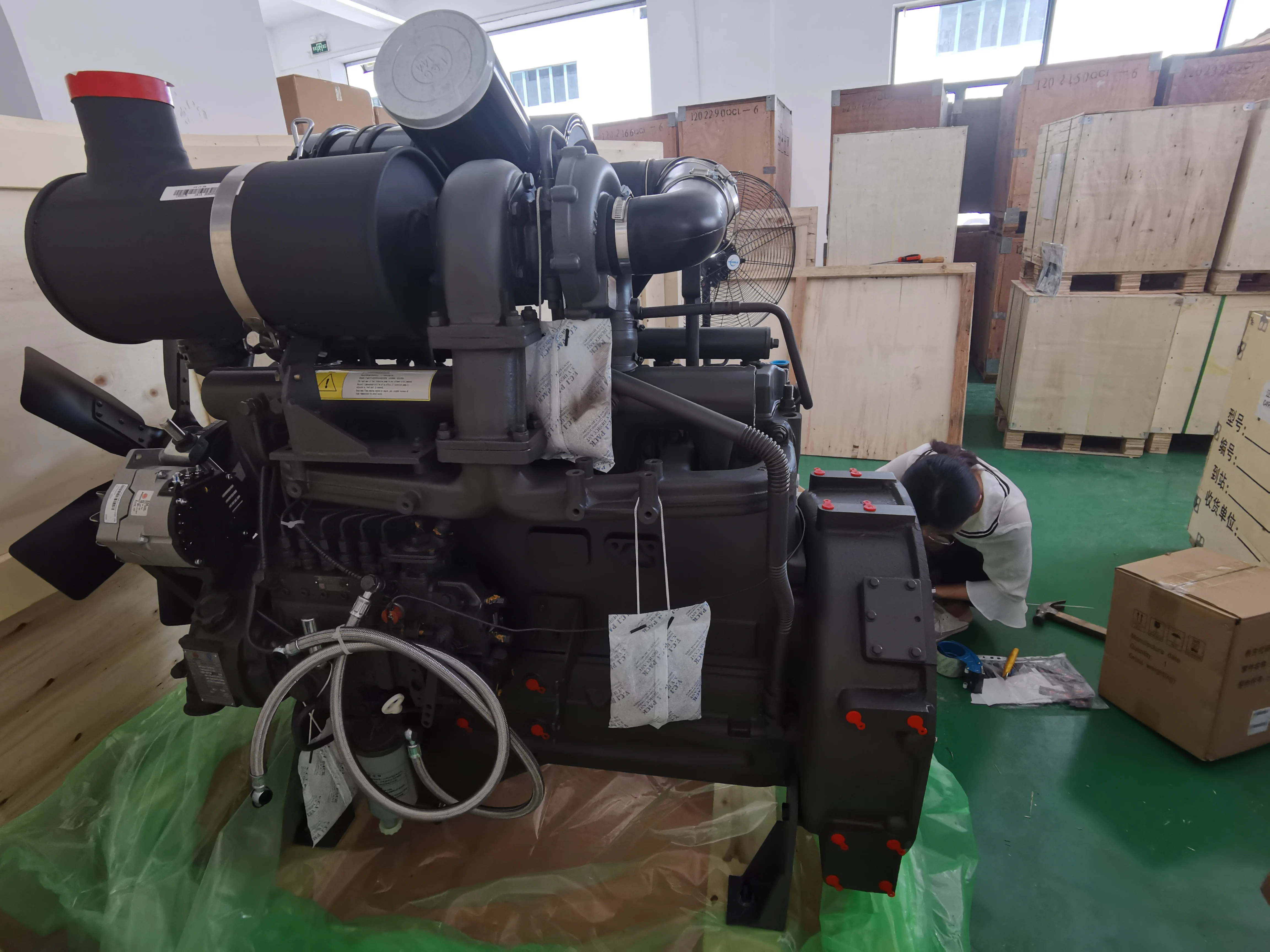 6 цилиндров 140 кВт 2000 об/мин Weichai WP6G190E301 двигатель для строительной техники