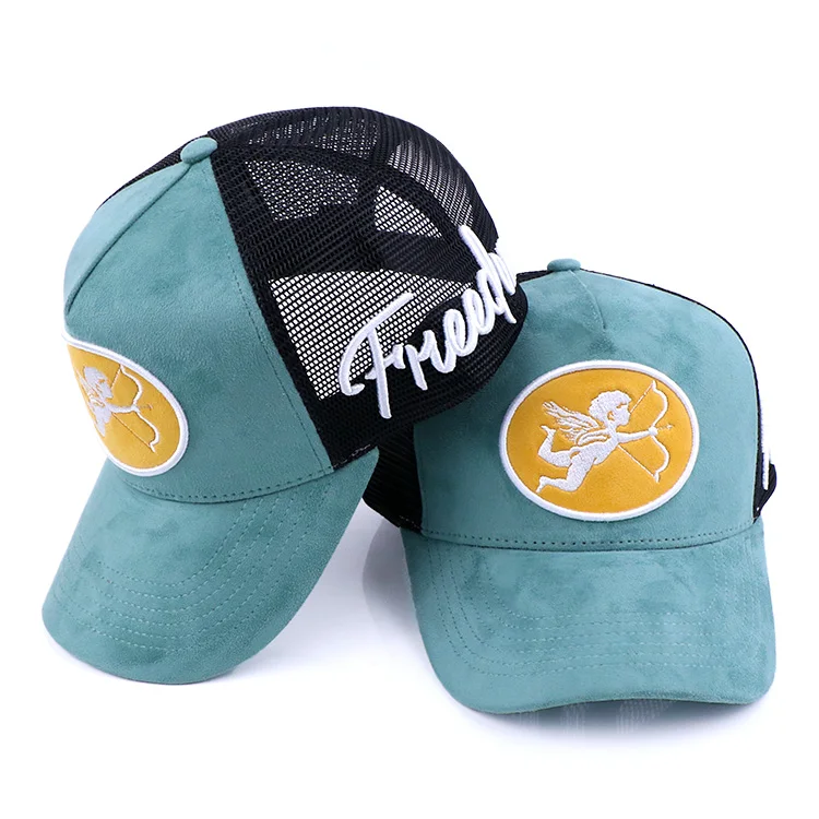 Qianzun pre-curved bill 5 panel custom embroidery logo suede trucker cap a frame mesh baseball hats