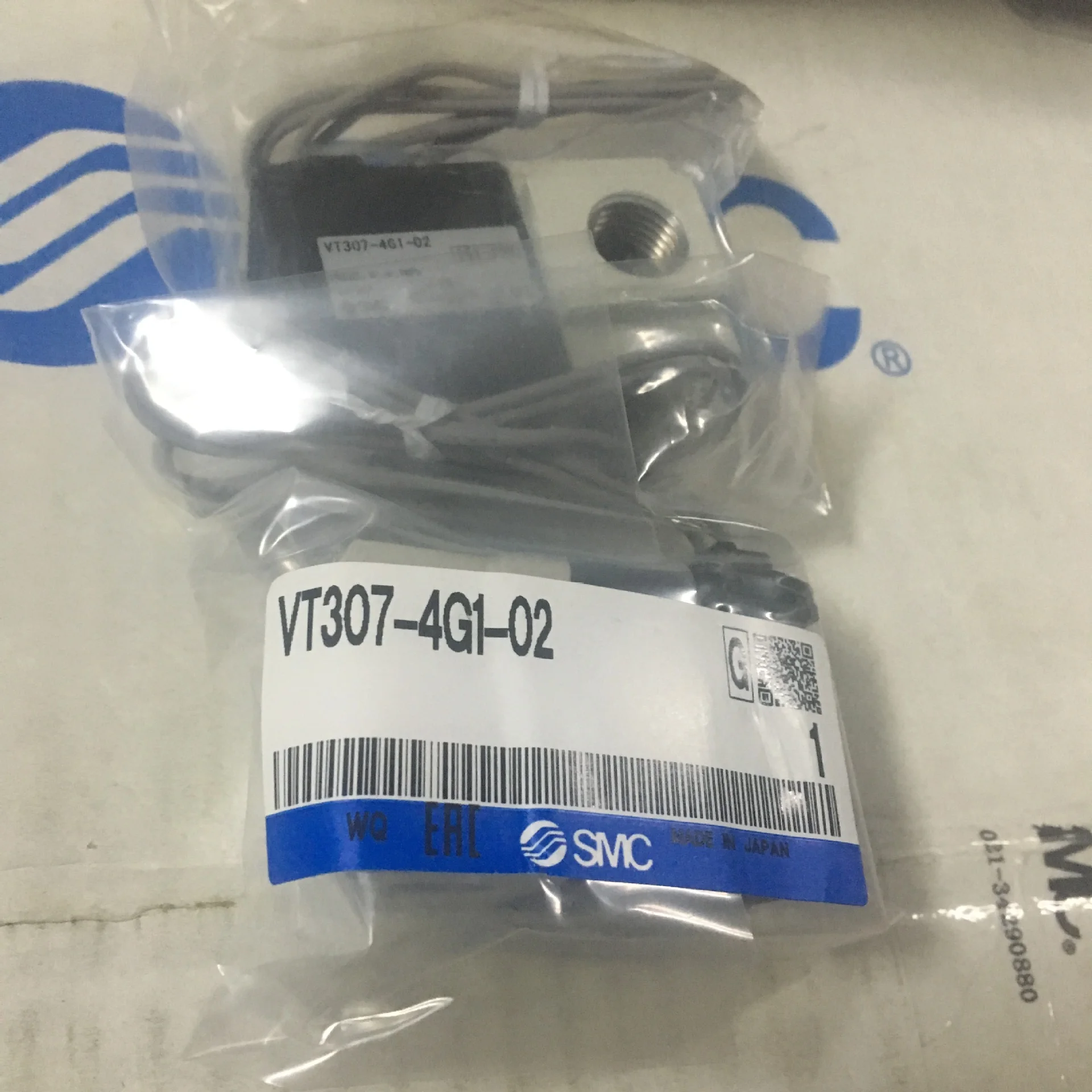 SMC original vacuum solenoid valve VT307-4G-02 new solenoid valve