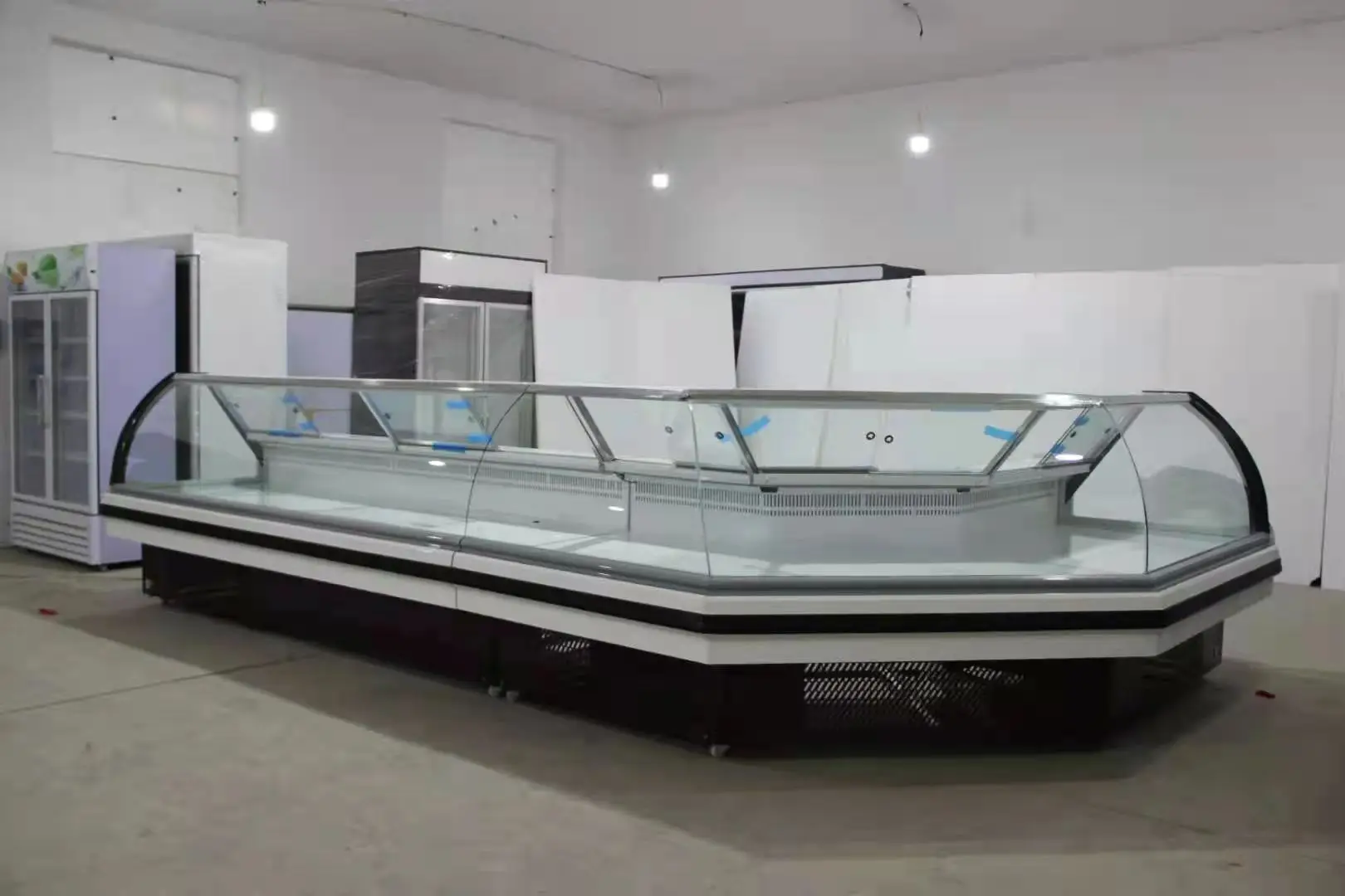 Display Deli Case Showcase Refrigerator Custom Curved Glass Commercial Refrigerator Display Cooler Sliding Display Glass Door