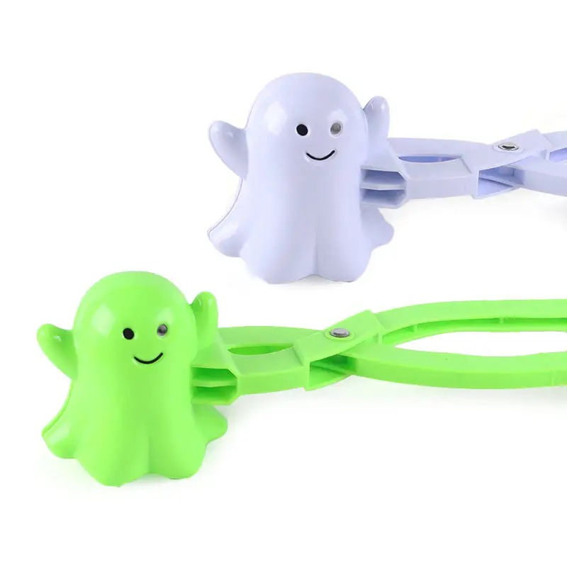 Christmas Tree Plastic Snowball Maker Snow Ball Toy Game for Kids Professional Supplier Winter Snow Fight Clip w/ Handle