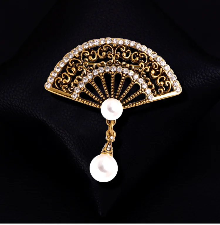 JAENONES Luxury Custom Fashion Designer Rhinestone Alloy Pearl Brooch Metal Brooches For
