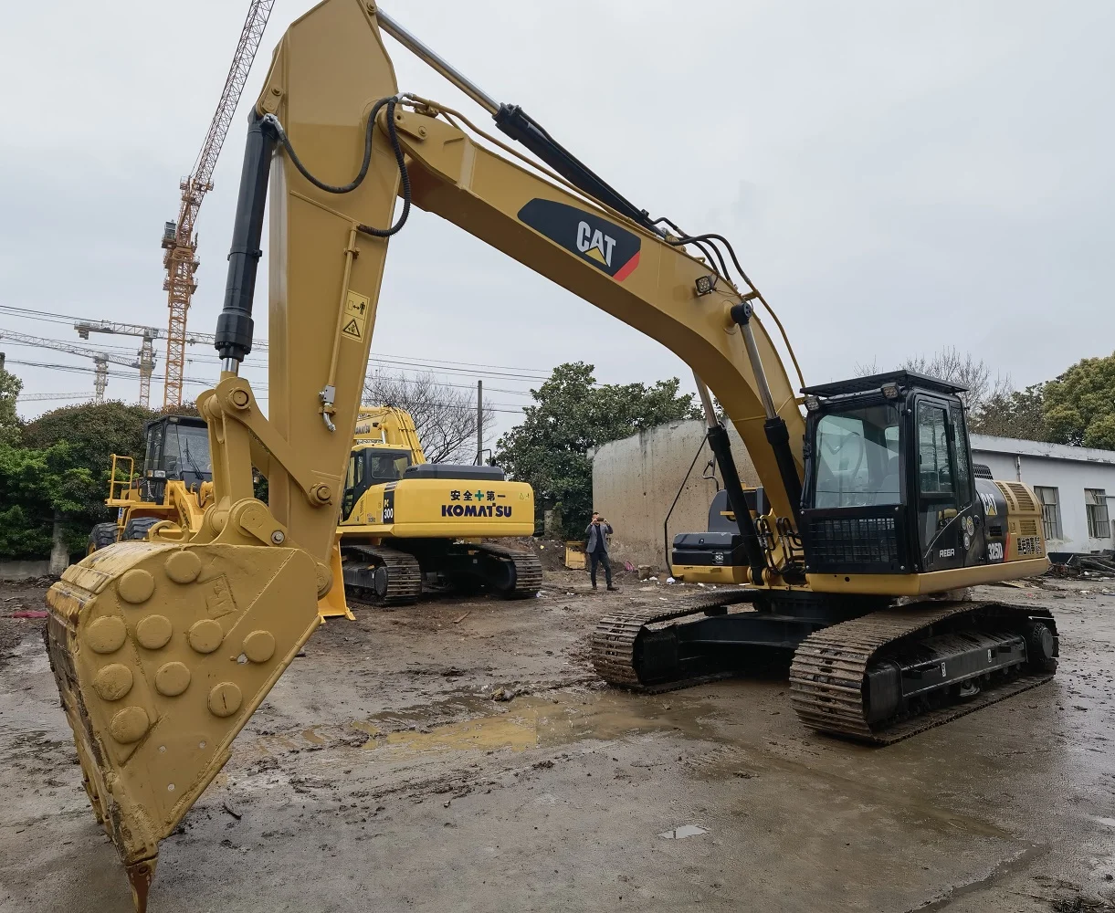 Экскаватор гусеничный 325D б/у по низкой цене