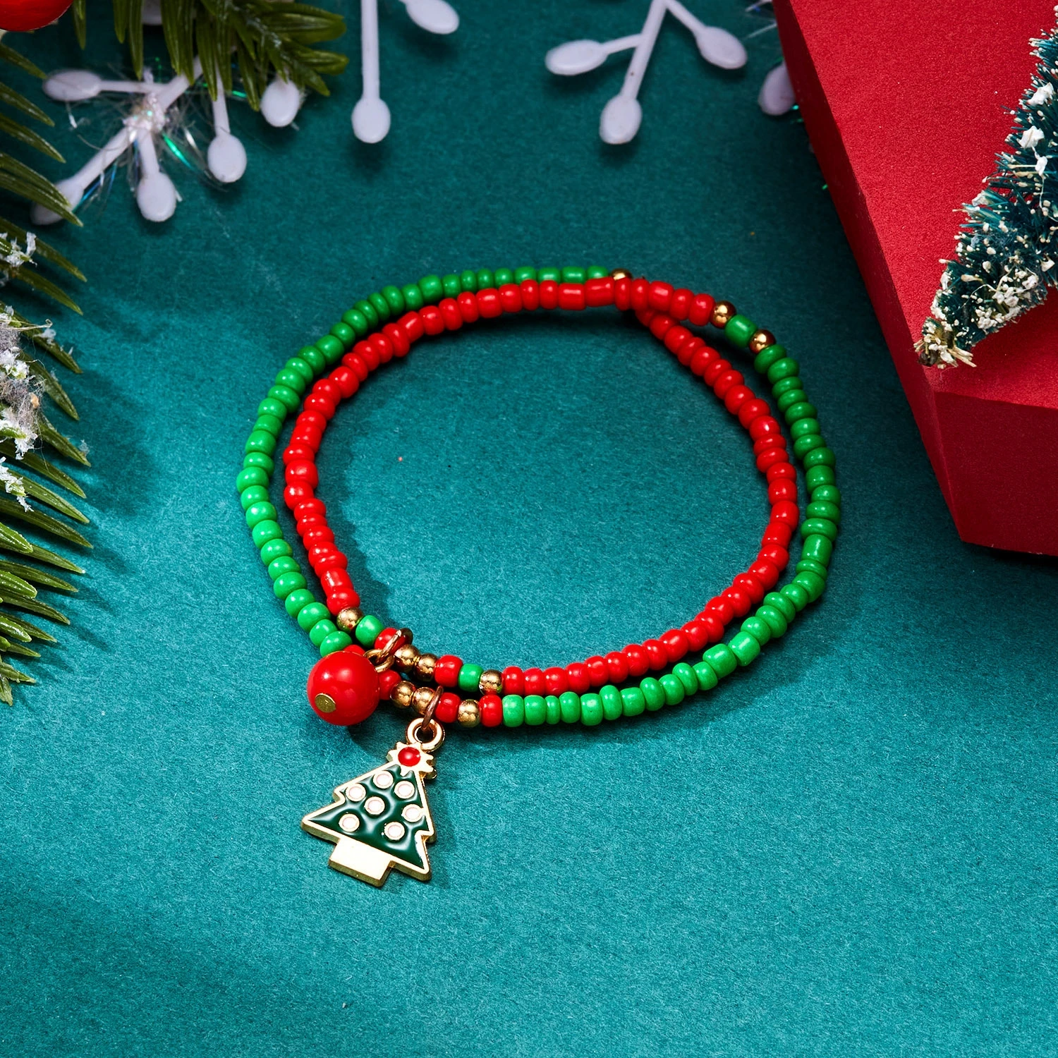 IRLIN Simple New Enamel Christmas Tree Santa Claus Charm Hand-made Mix Colors Christmas Elastic Seed Bead Bracelet