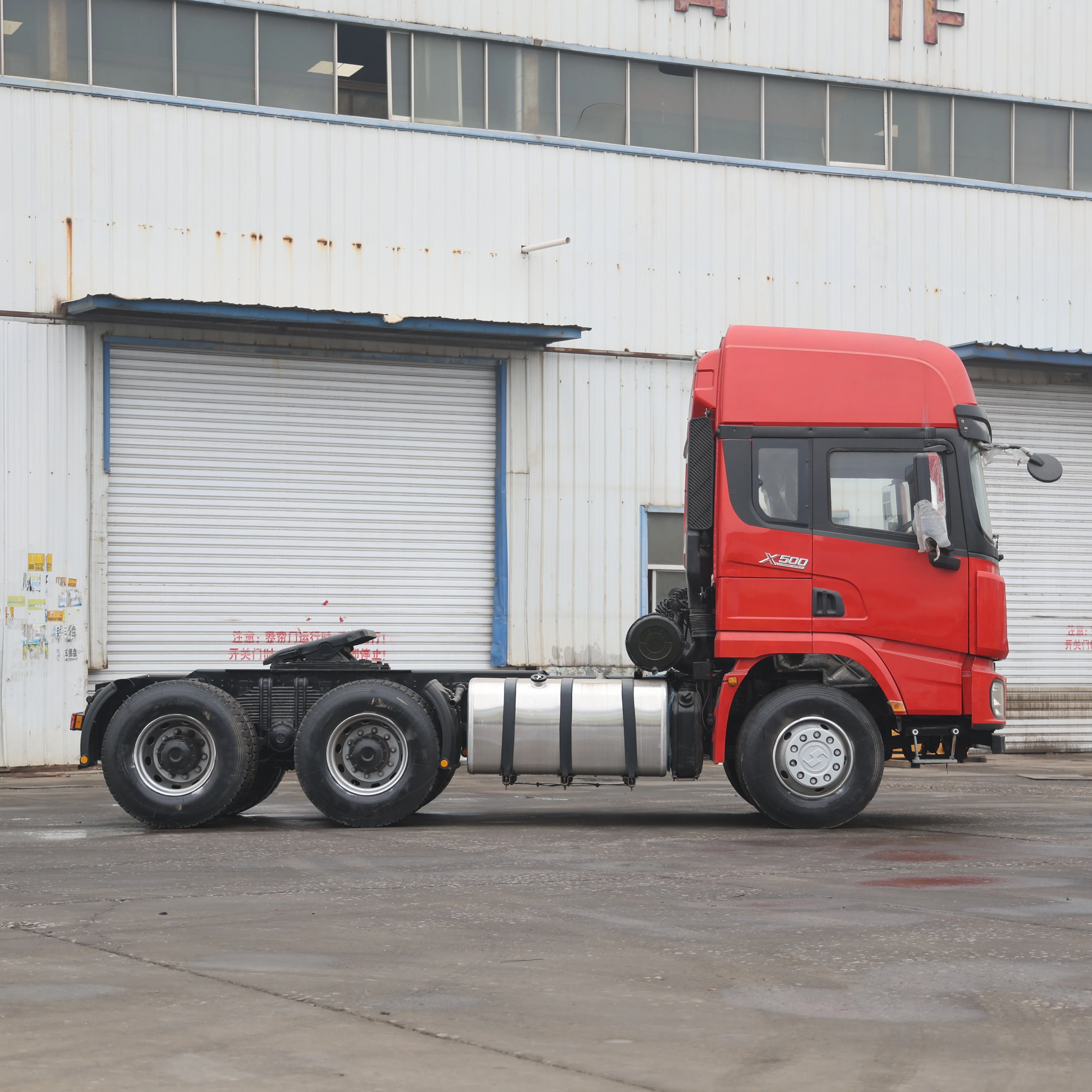 Used Very Low Mileage Shacman X3000 Weichai Engine 500Hp 6x4 Tractor Truck For Sale