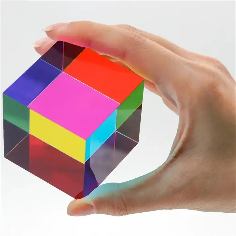 acrylic cube (1).jpg