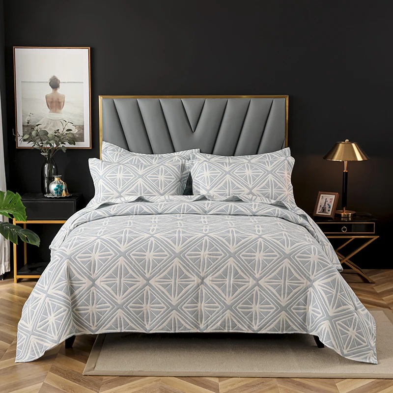 
Manufacturer Wholesale Cheap Price Polyester Patchwork Quilt Bedspread Super Soft 100% Polyester Bedspread in bedspread 