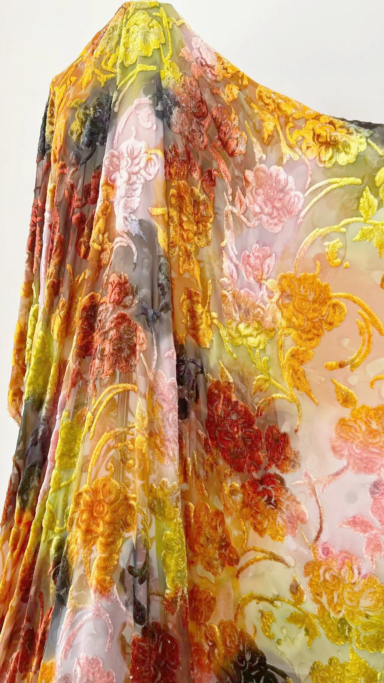 Custom Printing Soft Dress Burnout Silk Fabric Velvet Fabric With Manufacturer Price