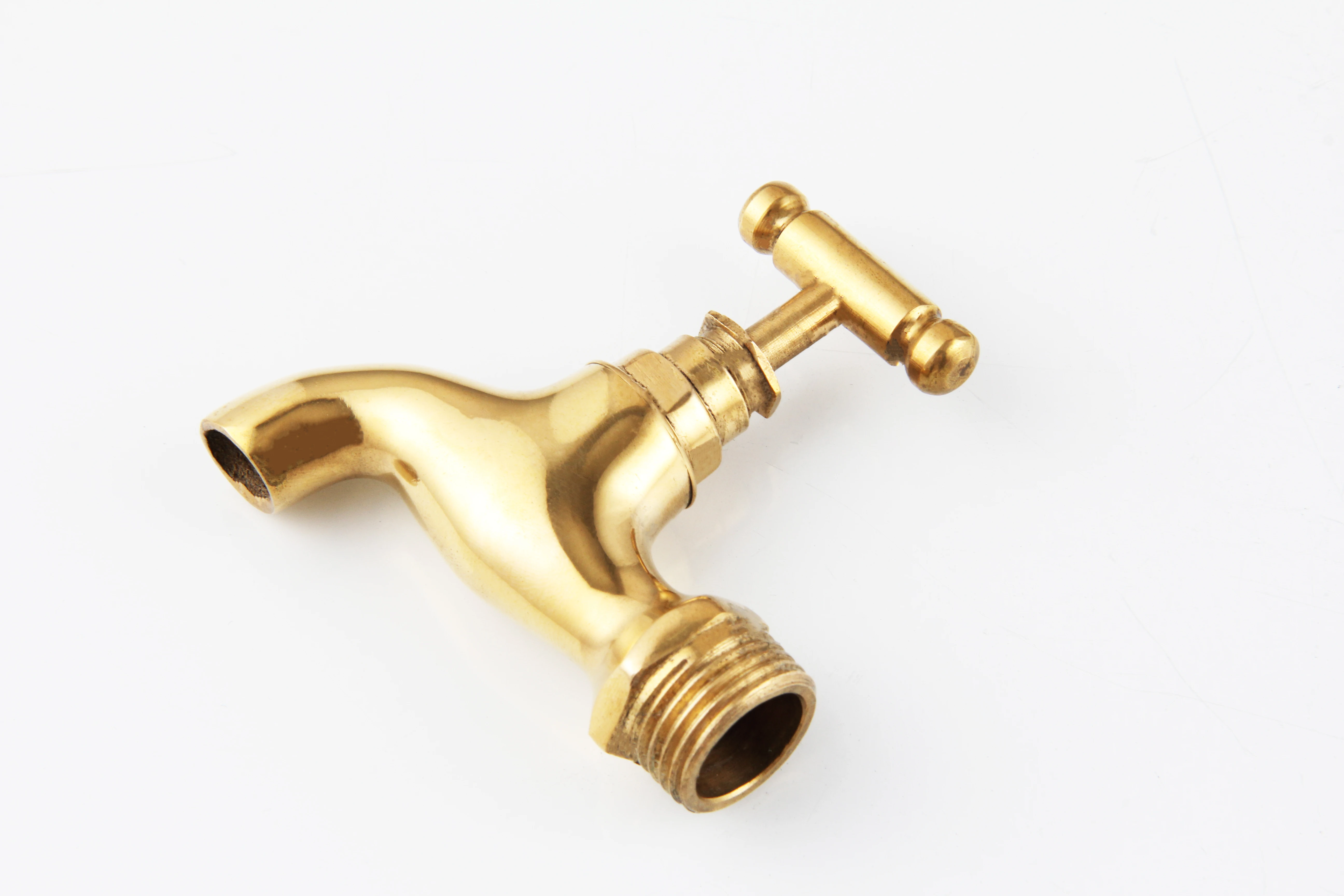 brass body  sanitary fittings golden brass angle valve