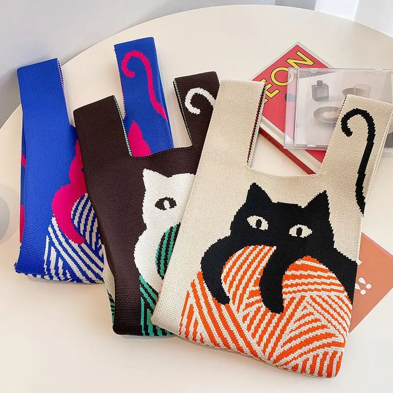 Winter Thick Hand Bag Cute Cartoon Animal Panda Style Unique Knitted Fabric Wrist Mini Bag For Gifts