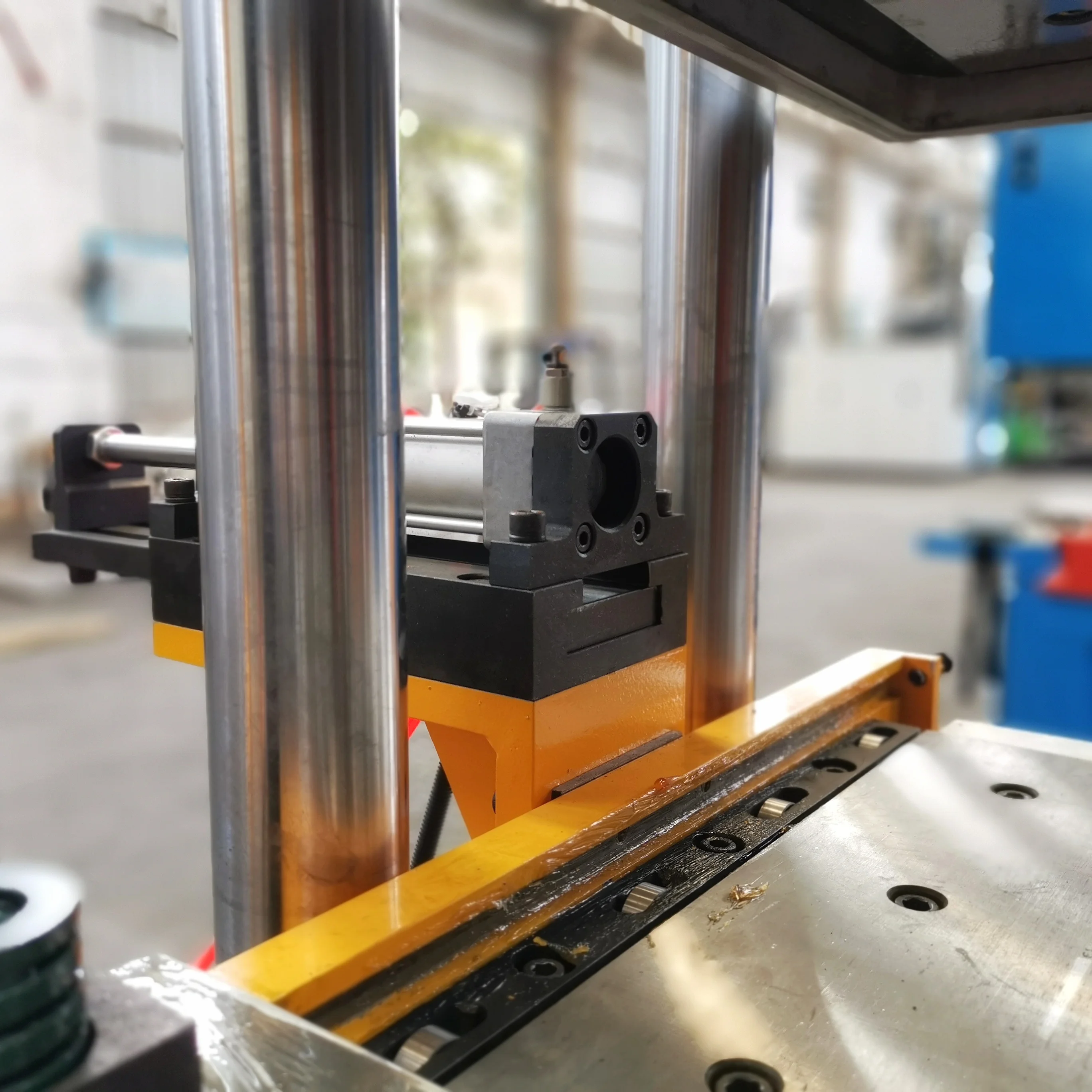 Germany quality rubber molding machine make auto rubber parts gasket and oil sealing making equipment