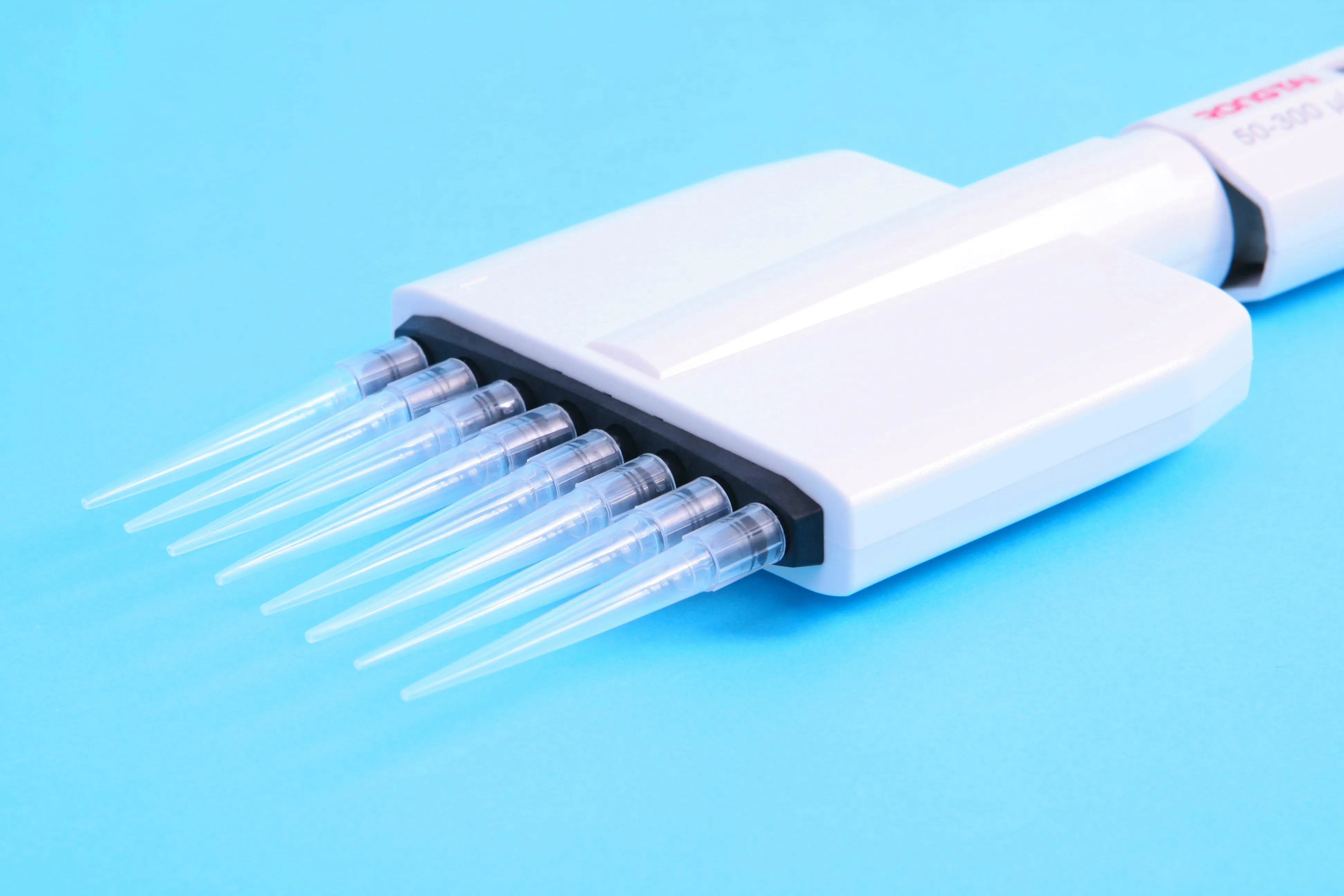 Handling 8 Channel Liquid Repetitive Micropipette