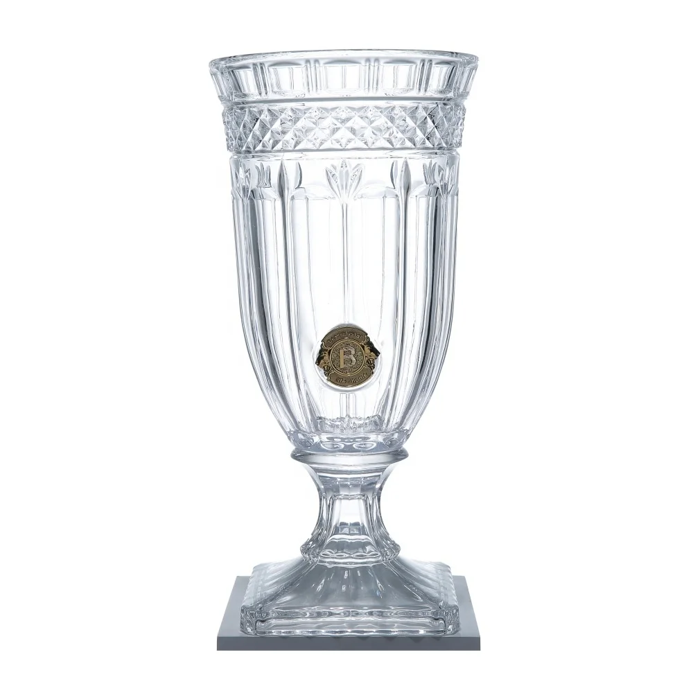 luxurious footed home decor crystal glass vase with gold lines for home hotel table flower arrangement
